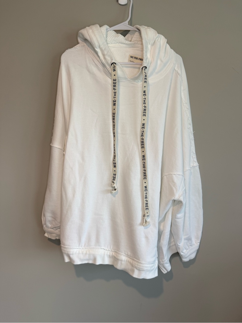 Free People We The Free. White Oversized Hoodie Size Medium - Picture 3 of 11